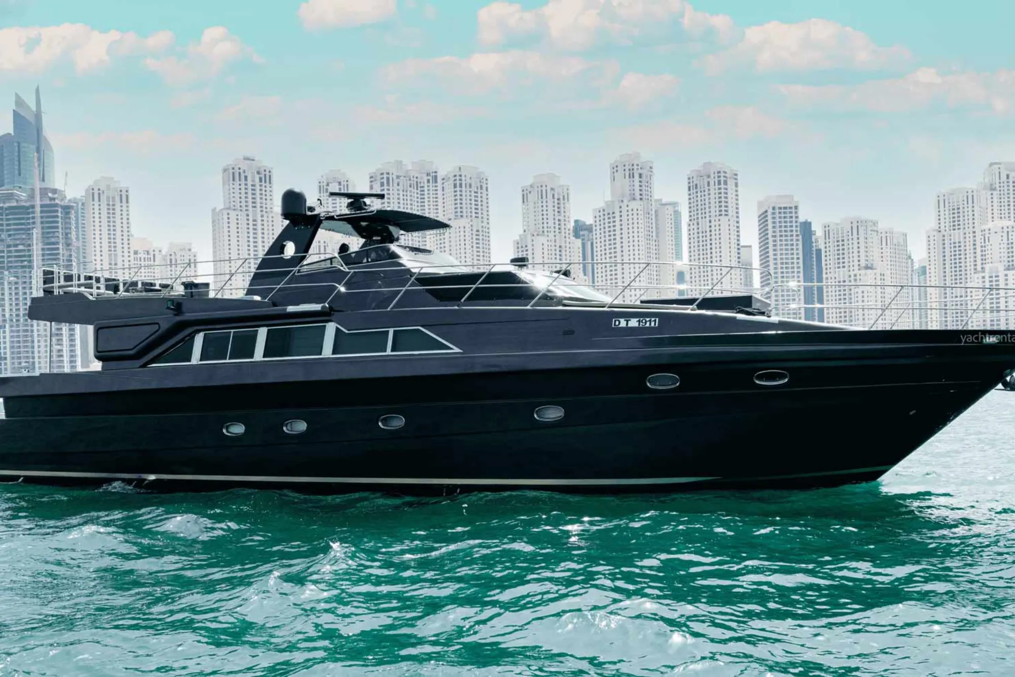 How Much Does a Private Boat Ride in Dubai Cost?